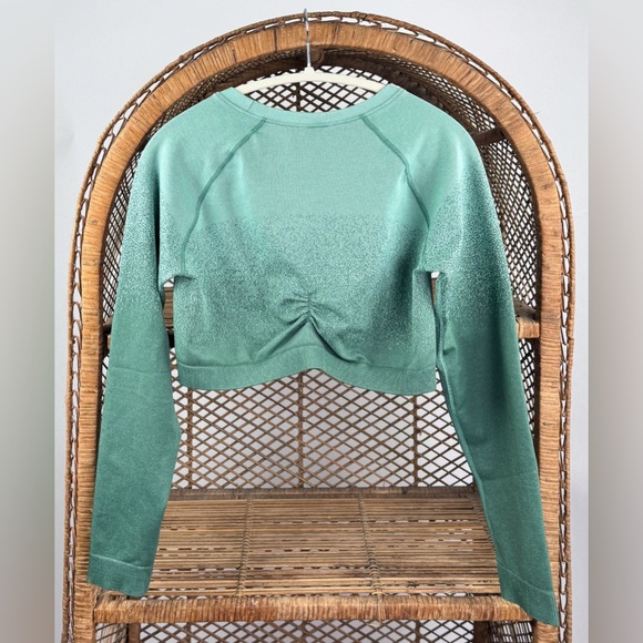 Gymshark Adapt Ombre Seamless Long Sleeve Crop Top Green XL Women EUC - Picture 2 of 3